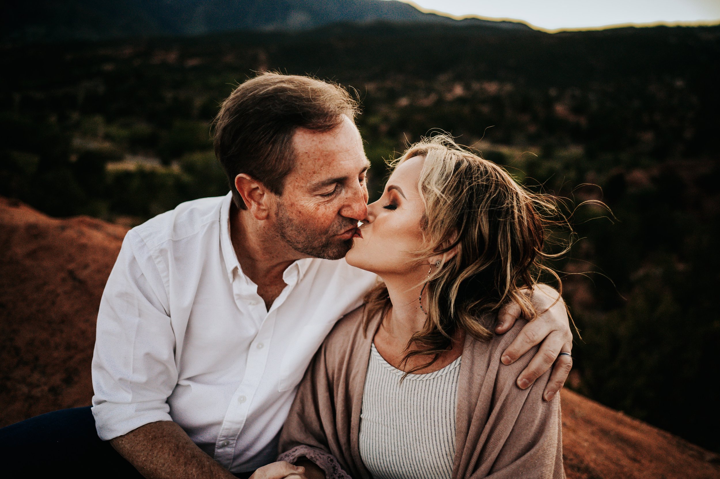 Lisa Bell Family Session Colorado Springs Colorado Photographer Garden of the Gods Anniversary Sunset Mountains Wild Prairie Photography-26-2022.jpg