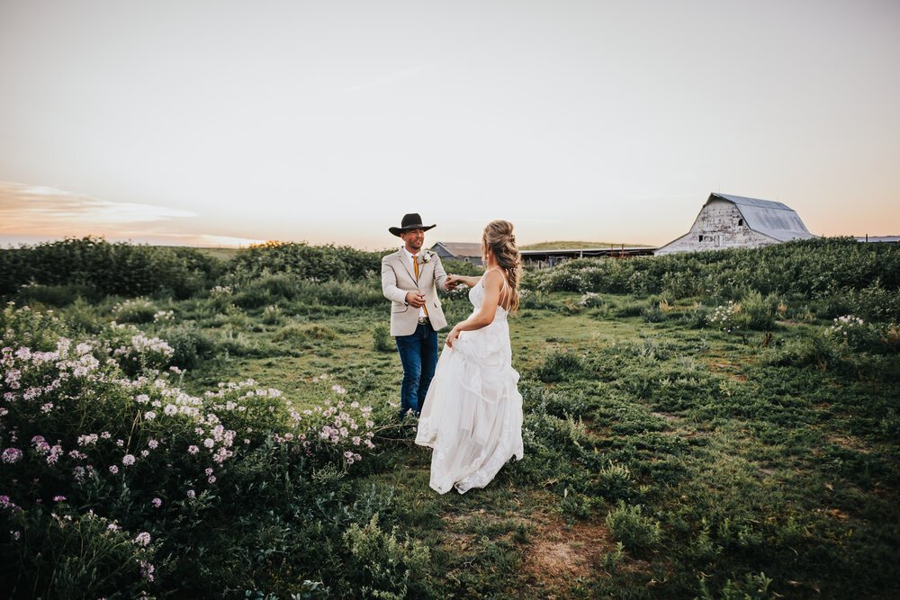 Shelby+and+Brady+Brogan+Wedding+Alliance+Nebraska+Colorado+Springs+Photographer+Husband+Wild+Prairie+Photography-46-2020.jpeg