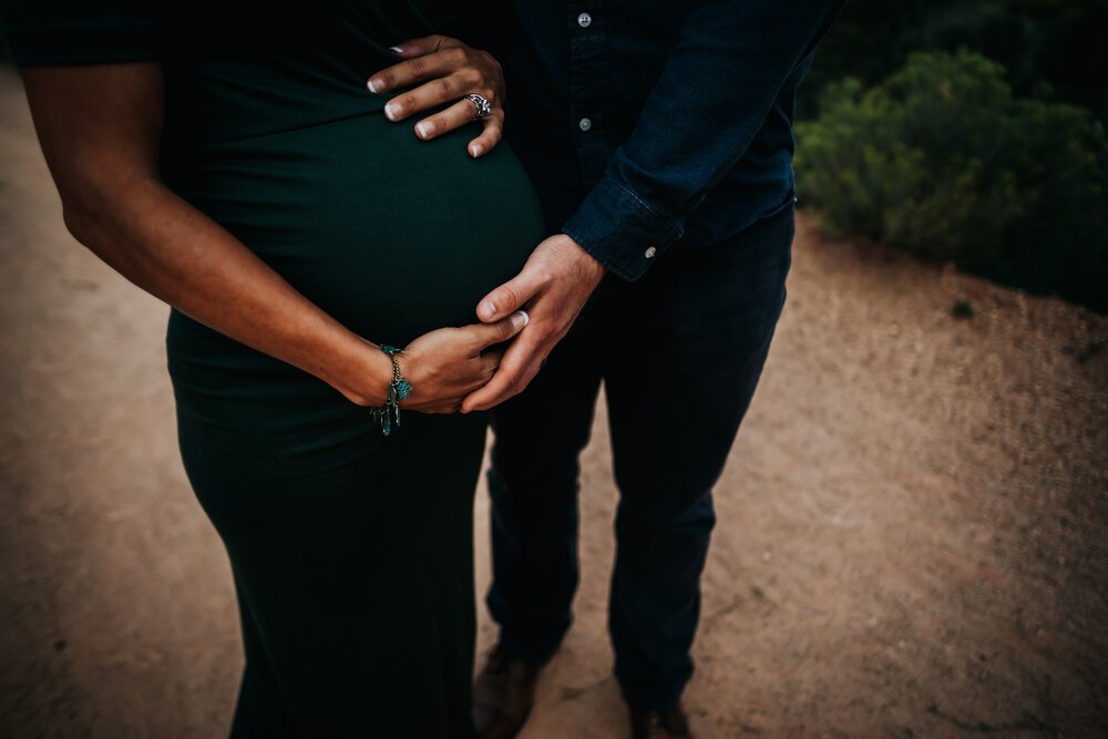 Mallory+and+Brian+Maternity+Session+Colorado+Springs+Colorado+Sunset+Garden+of+the+Gods+Mountain+View+Mother+Father+Daugher+Son+Twins+Pregnancy+Wild+Prairie+Photography-7-2020.jpeg