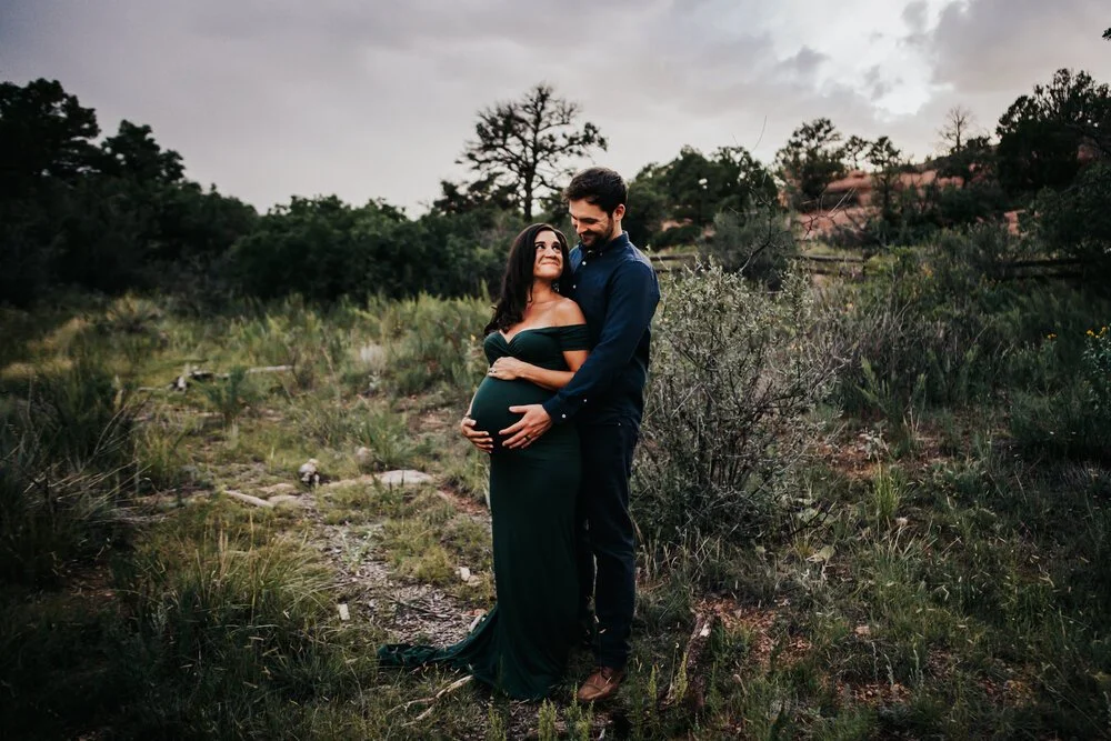 Mallory+and+Brian+Maternity+Session+Colorado+Springs+Colorado+Sunset+Garden+of+the+Gods+Mountain+View+Mother+Father+Daughter+Son+Twins+Pregnancy+Wild+Prairie+Photography-10-2020.jpeg