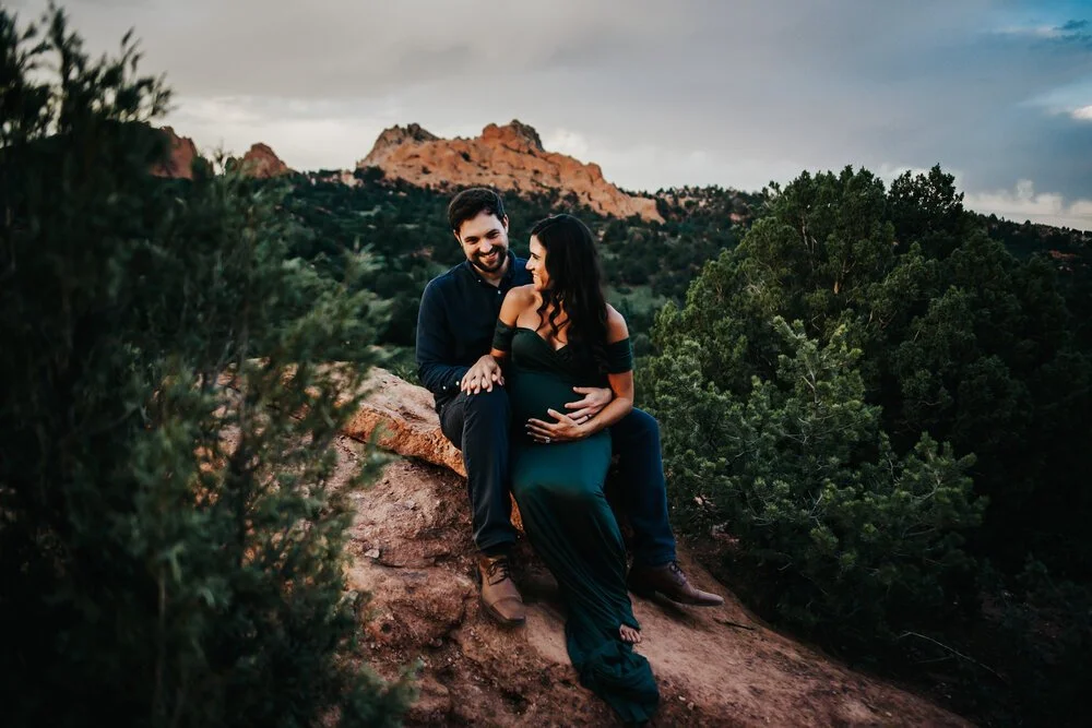 Mallory+and+Brian+Maternity+Session+Colorado+Springs+Colorado+Sunset+Garden+of+the+Gods+Mountain+View+Mother+Father+Daughter+Son+Twins+Pregnancy+Wild+Prairie+Photography-16-2020.jpeg