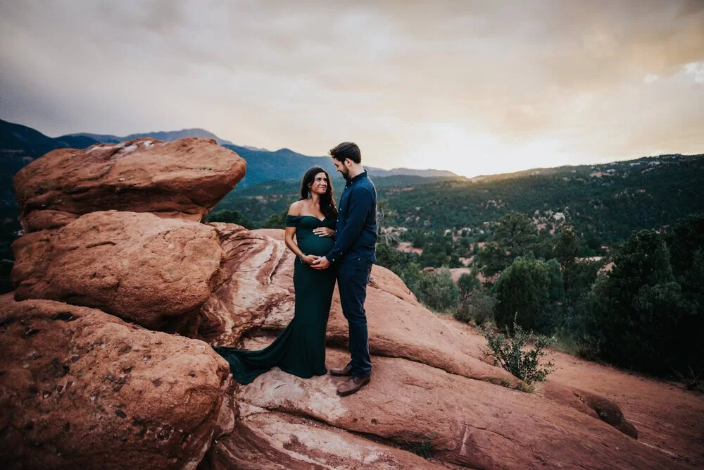 Mallory+and+Brian+Maternity+Session+Colorado+Springs+Colorado+Sunset+Garden+of+the+Gods+Mountain+View+Mother+Fathter+Daughter+Son+Twins+Pregnancy+Wild+Prairie+Photography-25-2020.jpeg