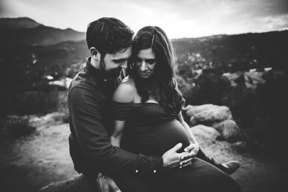 Mallory+and+Brian+Maternity+Session+Colorado+Springs+Colorado+Sunset+Garden+of+the+Gods+Mountain+View+Mother+Father+Daughter+Son+Twins+Pregnancy+Wild+Prairie+Photography-28-2020.jpeg