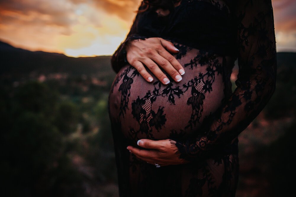 Mallory+and+Brian+Maternity+Session+Colorado+Springs+Colorado+Sunset+Garden+of+the+Gods+Mountain+View+Mother+Father+Daugher+Son+Twins+Pregnancy+Wild+Prairie+Photography-30-2020.jpeg