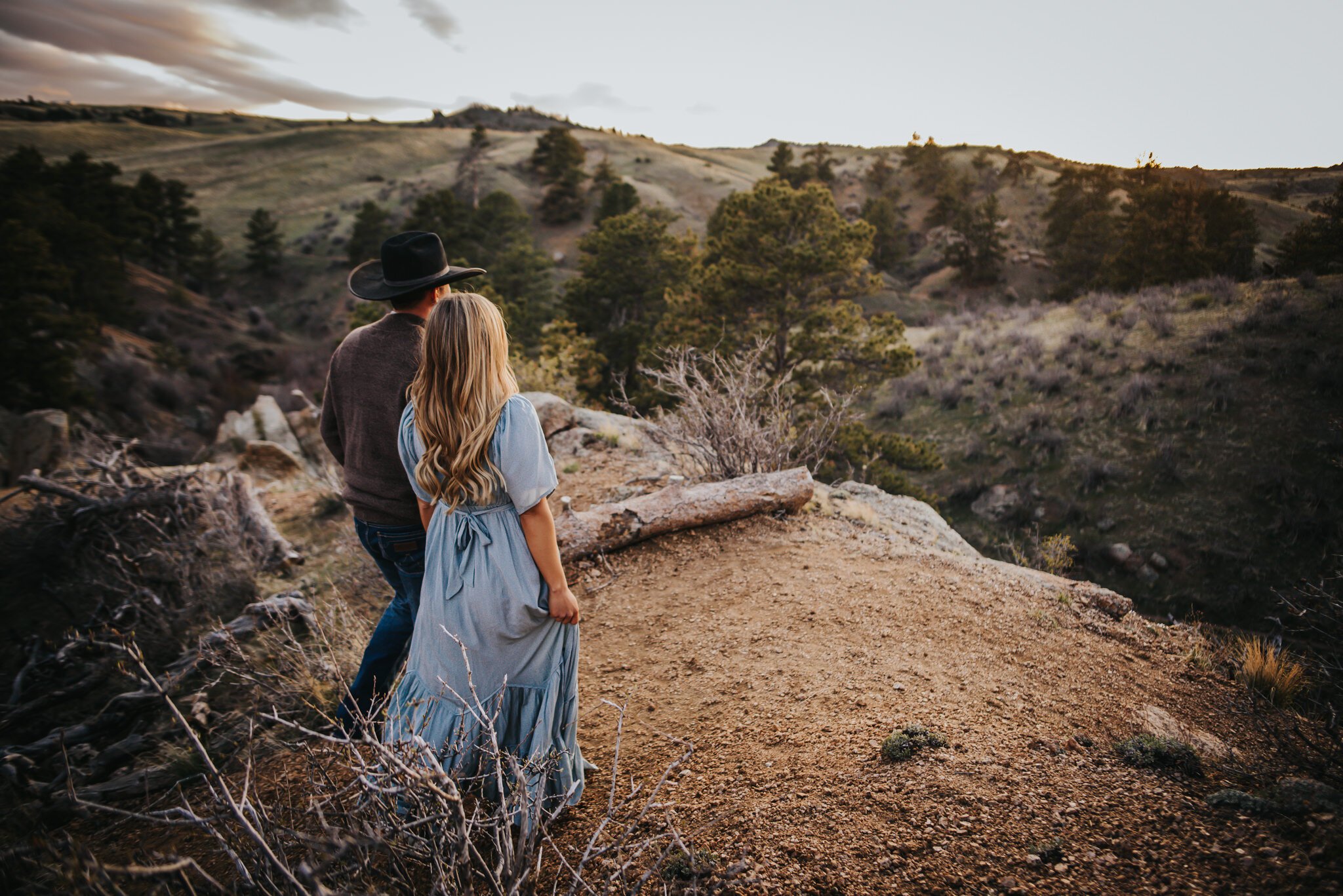 Shelby+and+Brady+Engagement+Session+Cheyenne+Wyoming+Sunset+Water+Fields+Rocks+Nature+Colorado+Photographer+Wild+Prairie+Photography-34-2020.jpeg