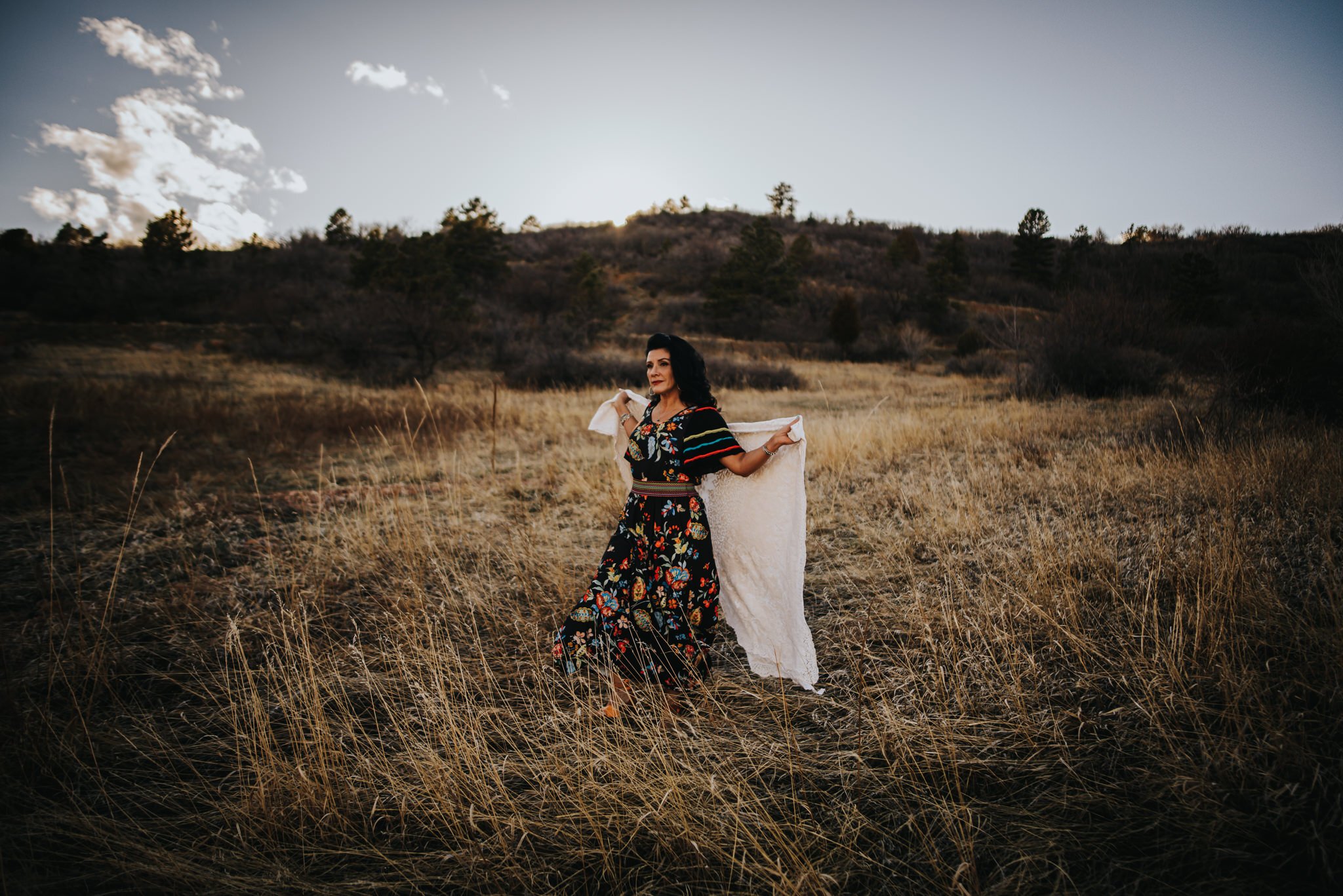 Celi+Turner+Headshots+Colorado+Springs+Colorado+Sunset+Mountains+Field+Woman+Wild+Prairie+Photography-02-2020.jpeg