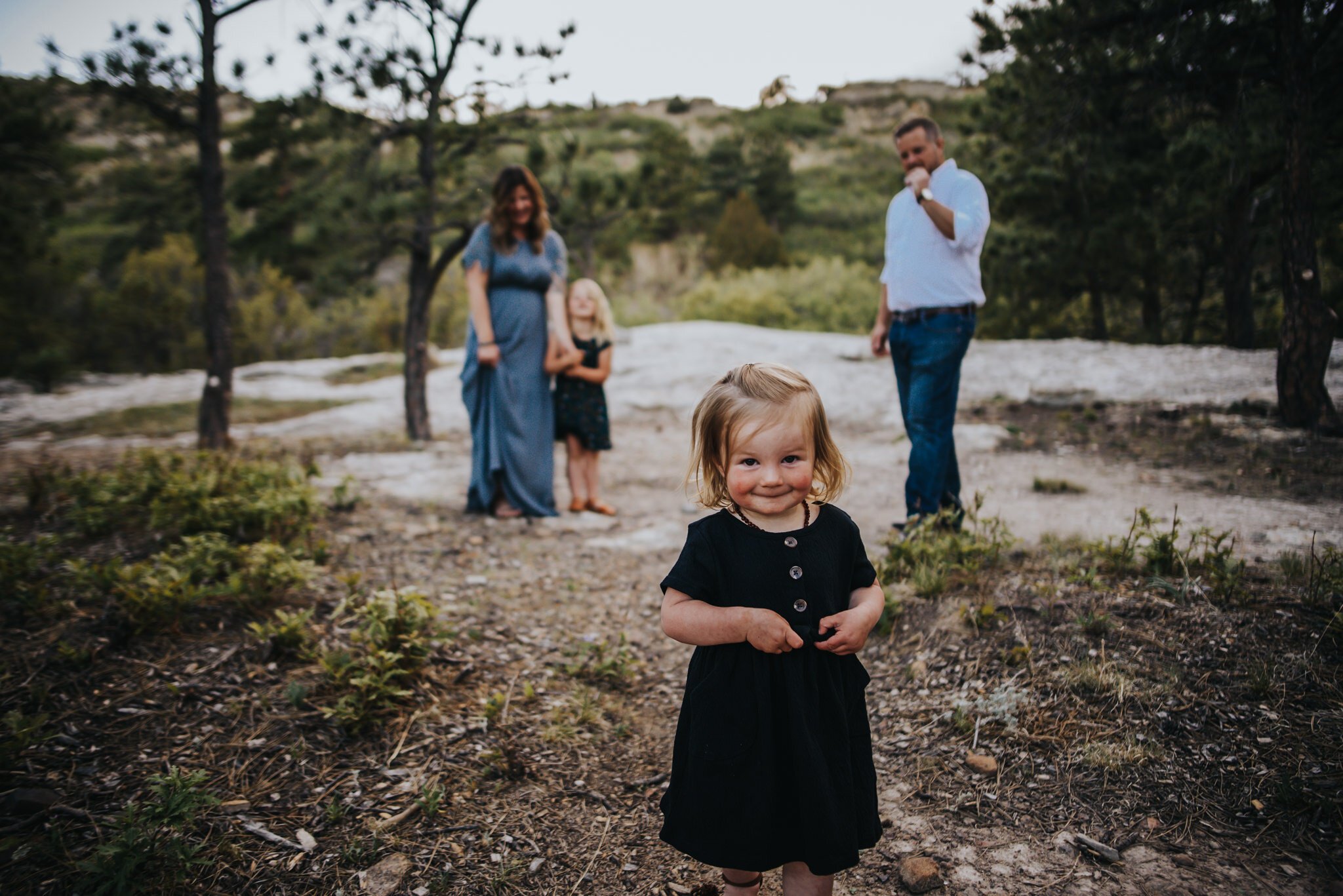 Mary+Lousia+Wiencek+Family+Session+Colorado+Springs+Colorado+Sunset+Mom+Dad+Daughters+Ute+Valley+Park+Wild+Prairie+Photography-16-2020.jpeg