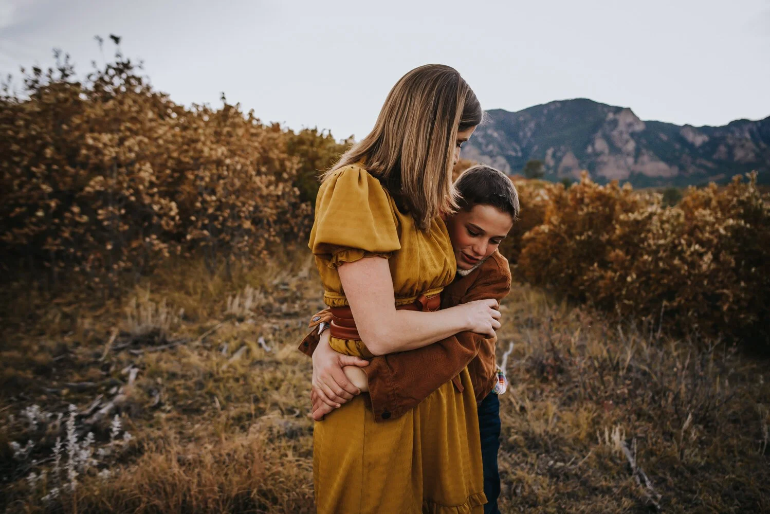 Abbott+Family+Session+Cheyenne+Canyon+Sunset+Mother+Father+Children+Wild+Prairie+Photography-16-2019.jpeg