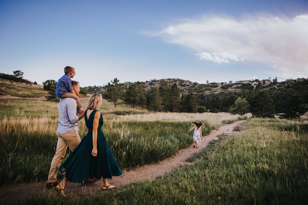 Leslie+Platz+Family+Session+Colorado+Springs+Colorado+Sunset+Ute+Valley+Park+Mountain+Views+Fields+Mother+Father+Son+Daughter+Wild+Prairie+Photography-08-2020.jpeg
