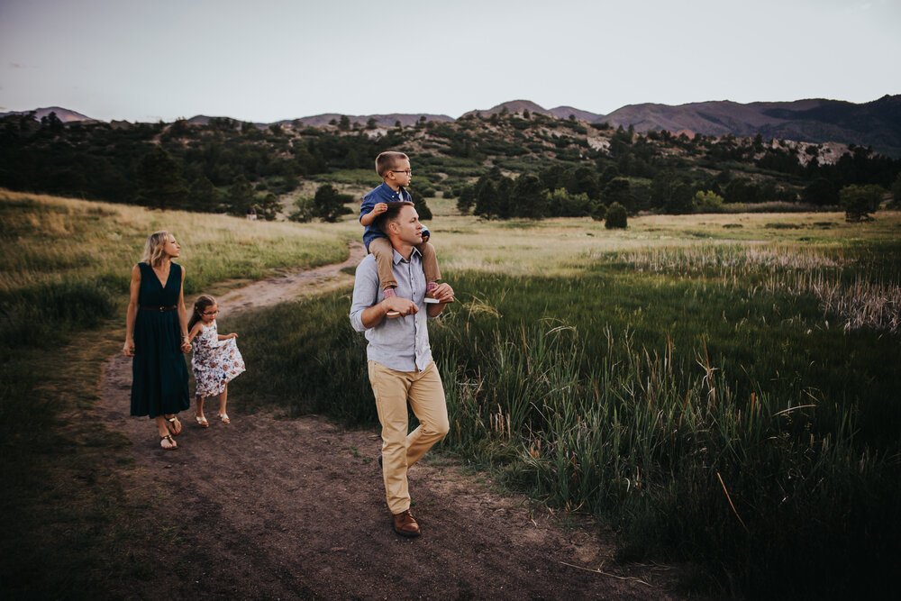 Leslie+Platz+Family+Session+Colorado+Springs+Colorado+Sunset+Ute+Valley+Park+Mountain+Views+Fields+Mother+Father+Son+Daughter+Wild+Prairie+Photography-36-2020.jpeg