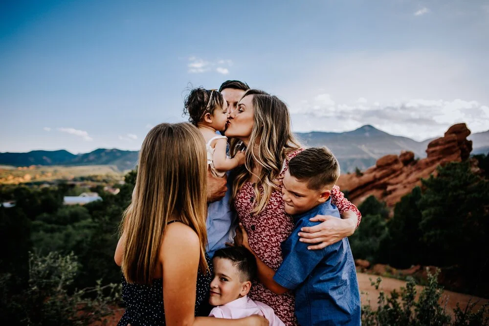 LeAnna+Hinckley+Family+Session+Colorado+Springs+Colorado+Sunset+Mountain+View+Garden+of+the+Gods+Mother+Father+Children+Wild+Prairie+Photography-02-2020.jpeg