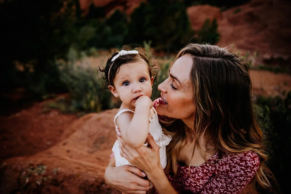 LeAnna+Hinckley+Family+Session+Colorado+Springs+Colorado+Sunset+Mountain+View+Garden+of+the+Gods+Mother+Father+Children+Wild+Prairie+Photography-09-2020.jpeg