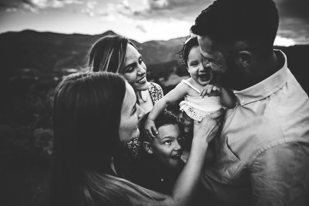 LeAnna+Hinckley+Family+Session+Colorado+Springs+Colorado+Sunset+Mountain+View+Garden+of+the+Gods+Mother+Father+Children+Wild+Prairie+Photography-12-2020.jpeg