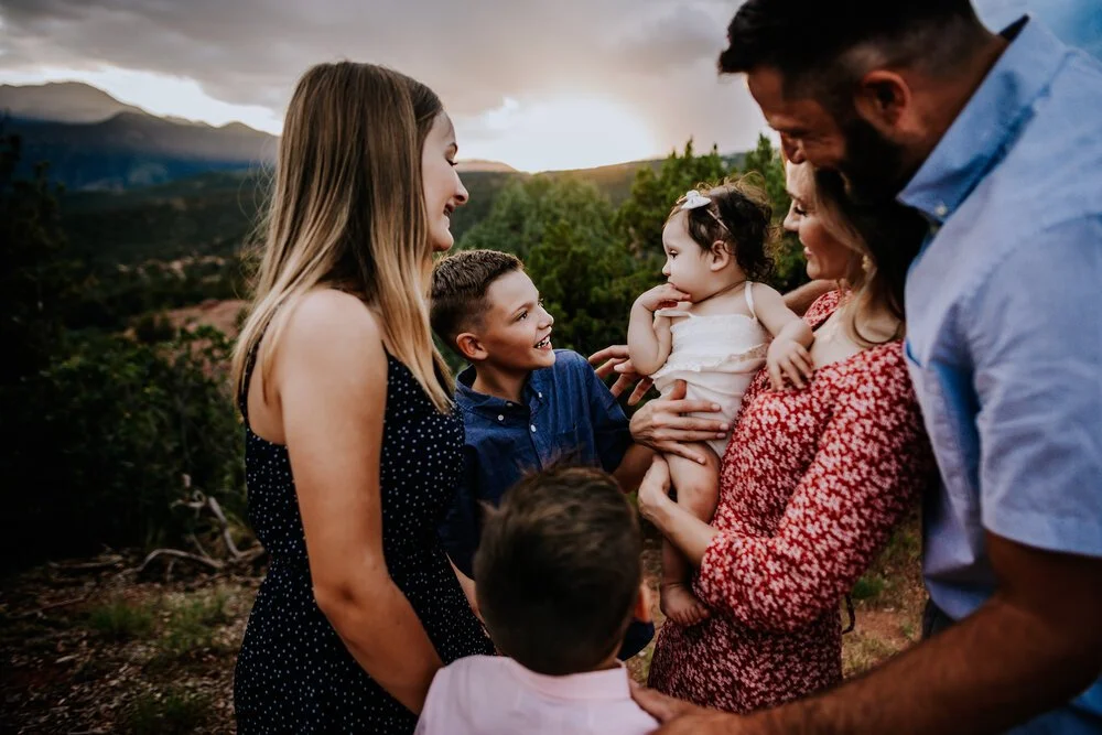 LeAnna+Hinckley+Family+Session+Colorado+Springs+Colorado+Sunset+Mountain+View+Garden+of+the+Gods+Mother+Father+Children+Wild+Prairie+Photography-18-2020.jpeg