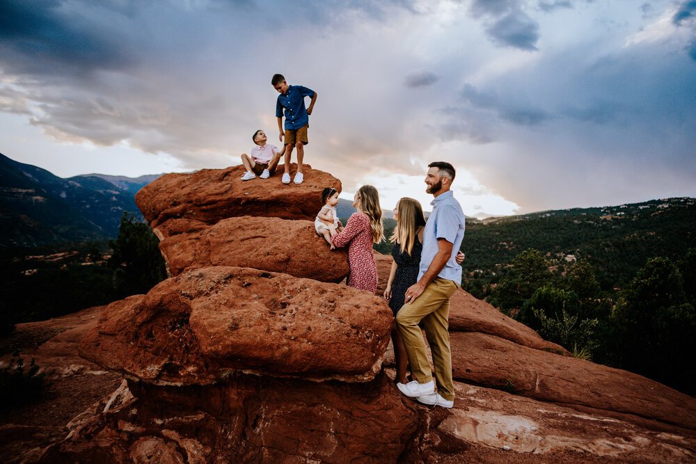 LeAnna+Hinckley+Family+Session+Colorado+Springs+Colorado+Sunset+Mountain+View+Garden+of+the+Gods+Mother+Father+Children+Wild+Prairie+Photography-22-2020.jpeg