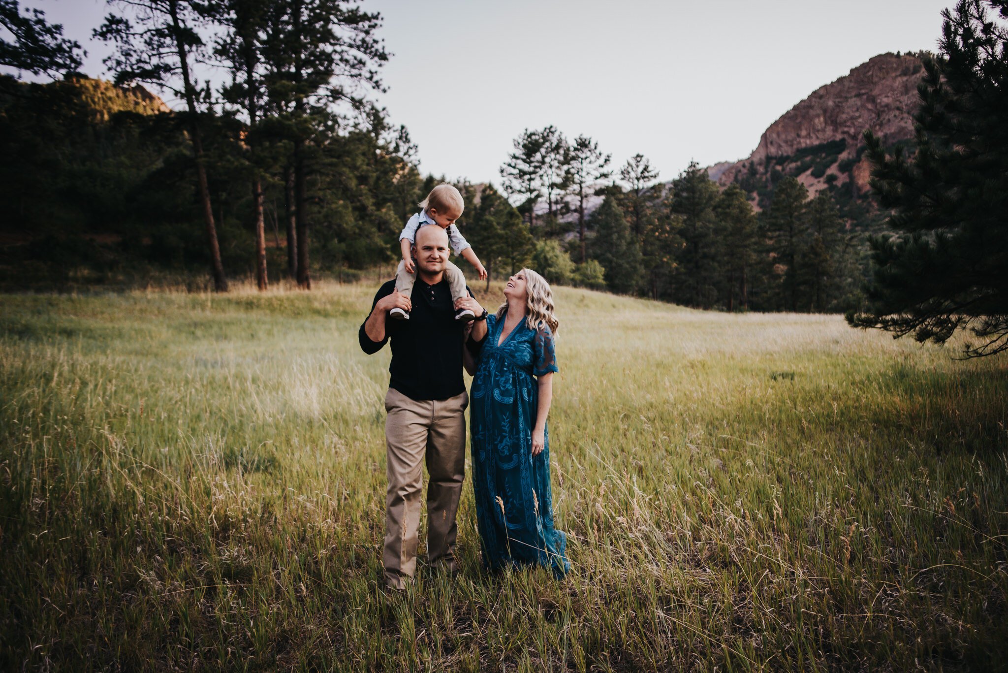 Elliott+Maternity+Family+Session+Colorado+Springs+Colorado+Cheyenne+Canyon+Mountains+Fields+Dad+Mother+Son+Pregnant+Wild+Prairie+Photography-03-2020.jpeg