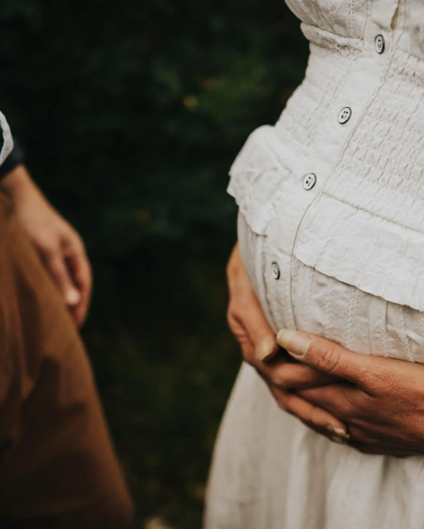 Here I am, documenting the in-between. Between being a partner and being a mother. This quiet waiting, this season before your baby is here.

Jennifer and Brandon booked my maternity and newborn bundle, which means we have time to connect before thei