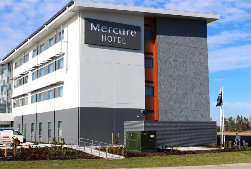 external image of hotel near airport