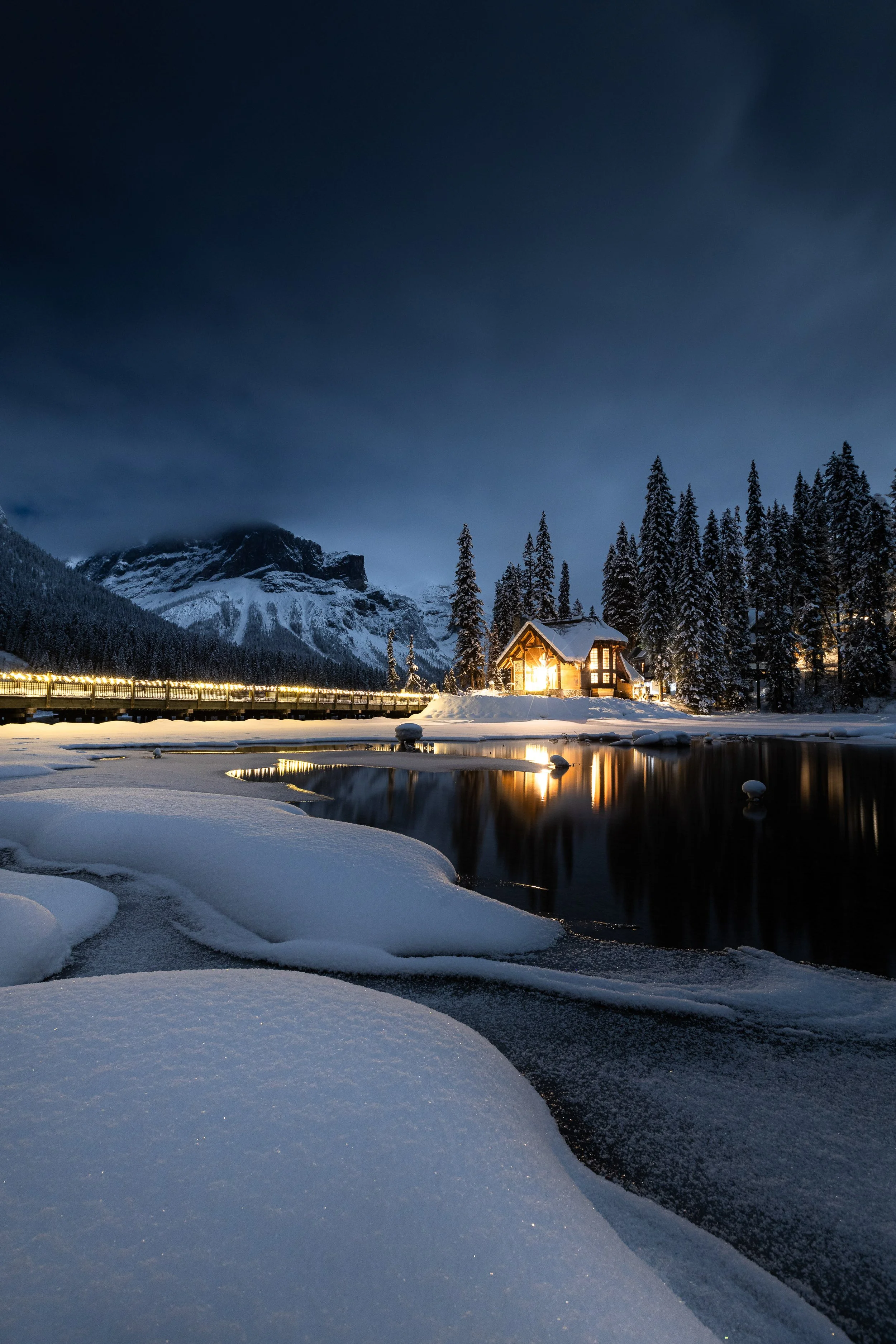 Emerald Lake Cabin at night-1-14.jpg