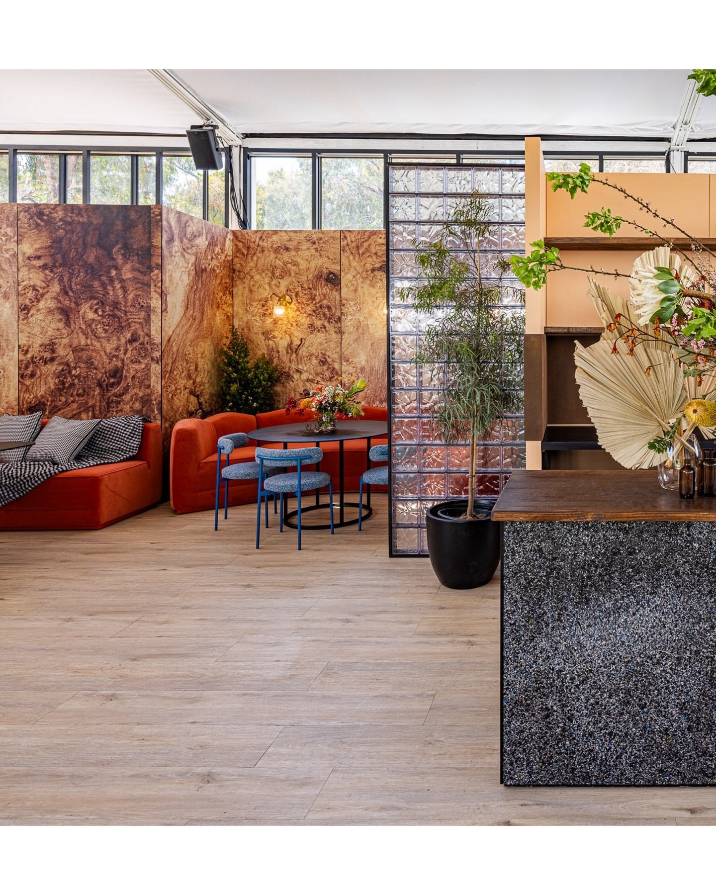 Project // AFL September Club 2023 &mdash; For a second year, Tbuild collaborated with Frank Wild&rsquo;s uniquely sustainability approach to events to create a memorable experience for AFL partners at the 2023 AFL Grand Final September Club.
@frankw