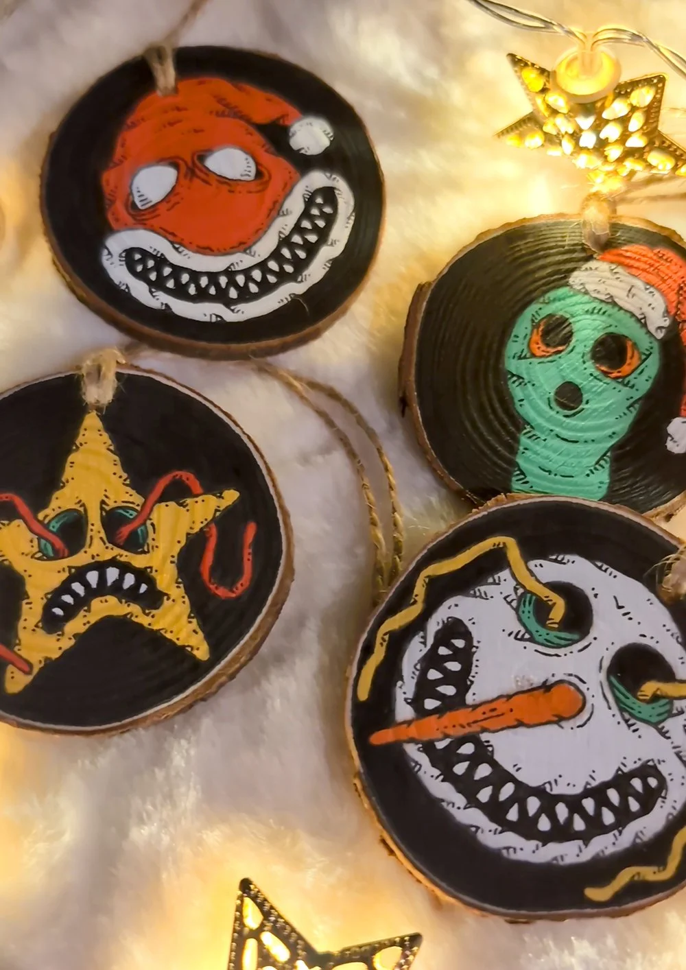 Haunted Fork_Xmas Decorations 02.jpg