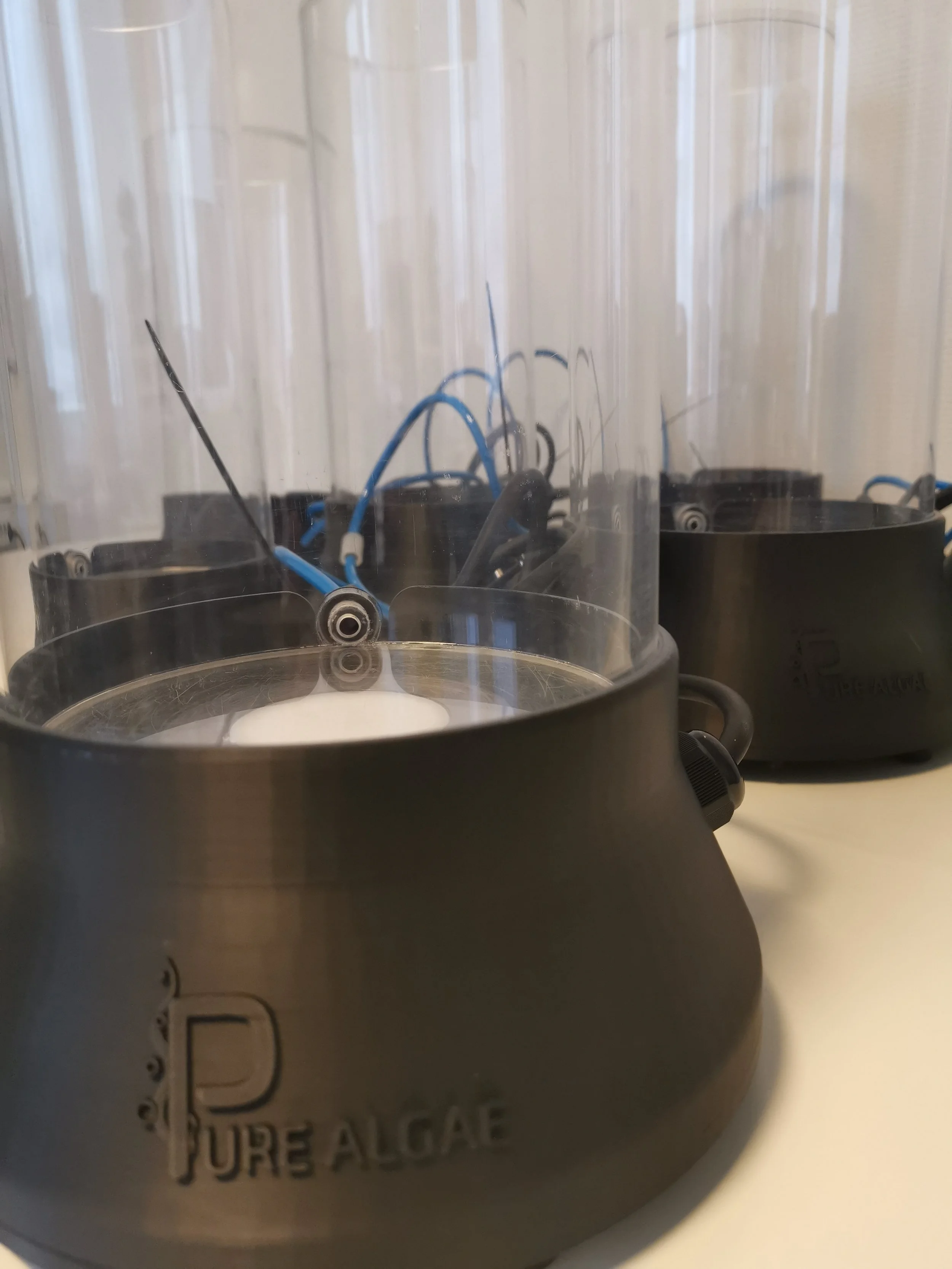 Incubator unit x 7.jpg