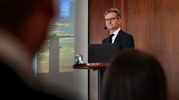 From this mornings breakfast seminar with Lannebo, Sveriges Riksbank, and Governor Erik Thed&eacute;en☀️

@lannebo.se