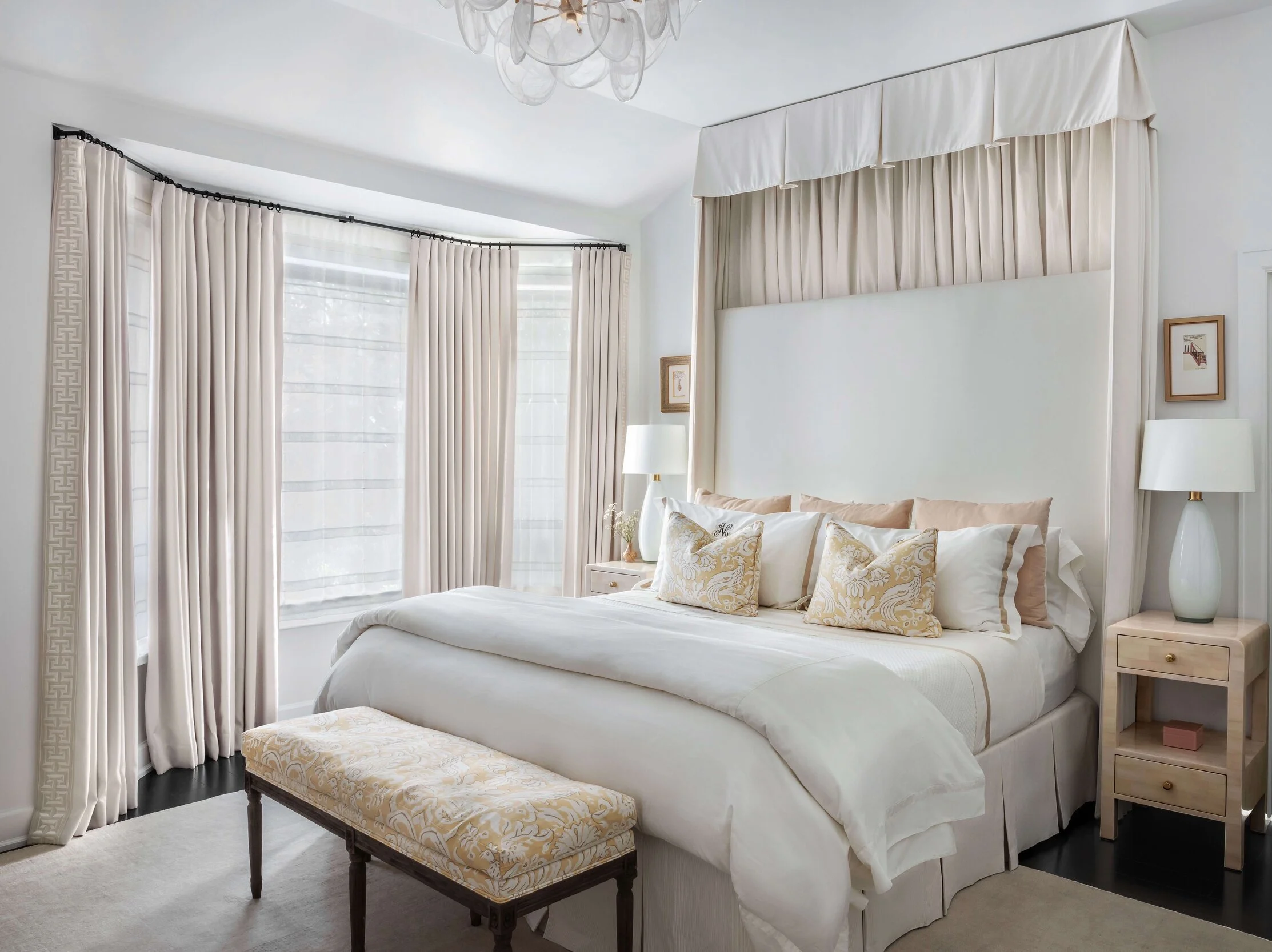 Functional Ways to Dress the Foot of Your Bed