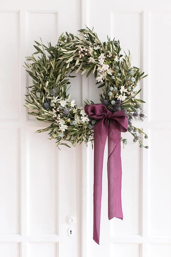 Blue and White Holiday Wreath DIY