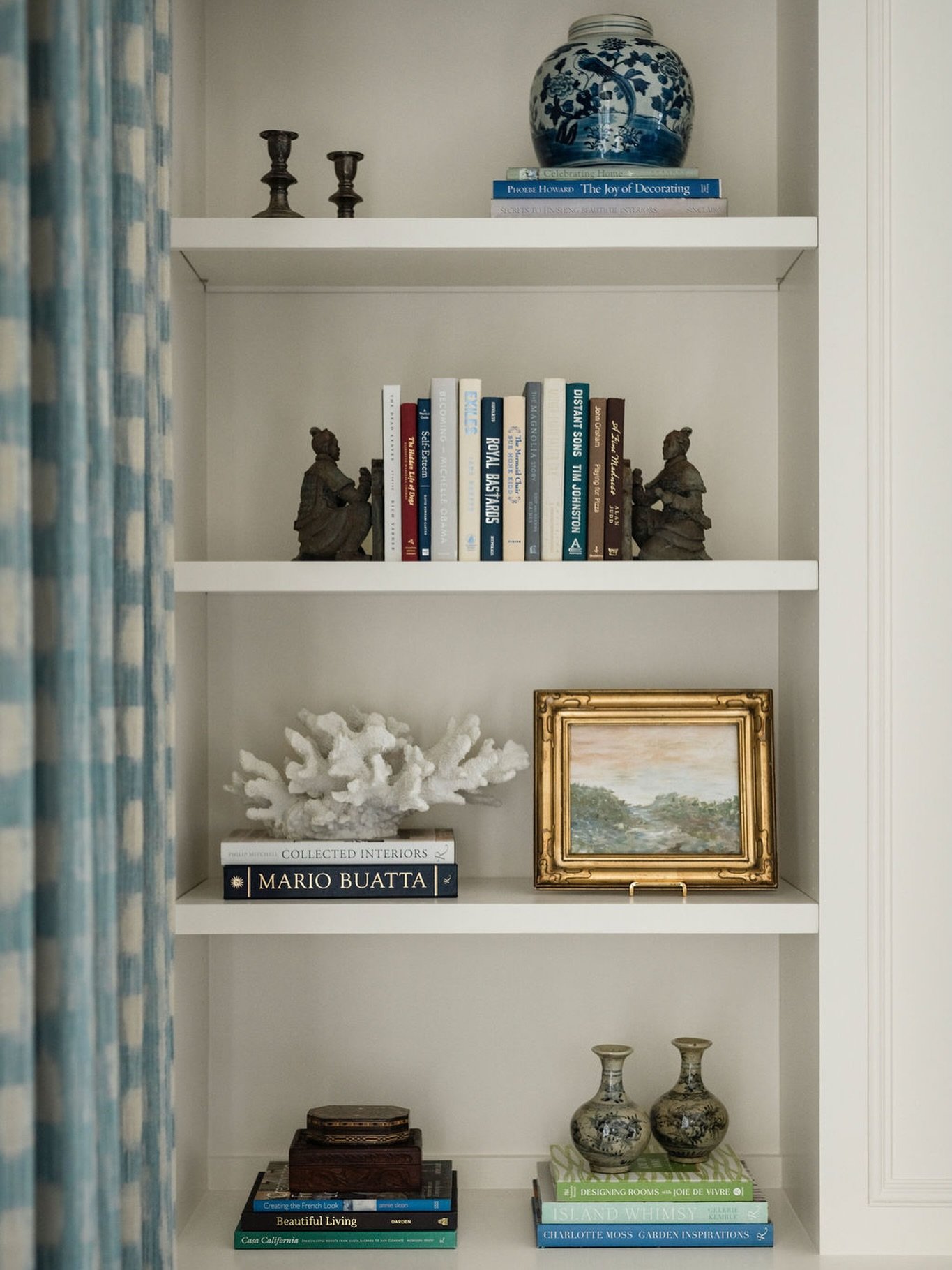 Not every moment needs the whole room. Sometimes it&rsquo;s a single vignette that says the most.

This is the detail that doesn&rsquo;t make the wide shot, the kind of thing you only notice once you&rsquo;ve lived somewhere a while. It&rsquo;s a sma