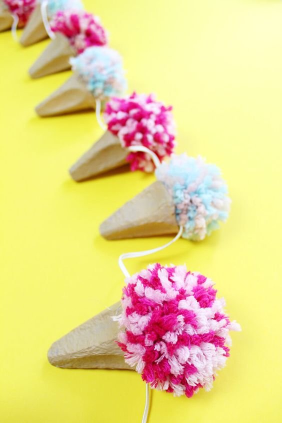 ICE CREAM GARLANDS