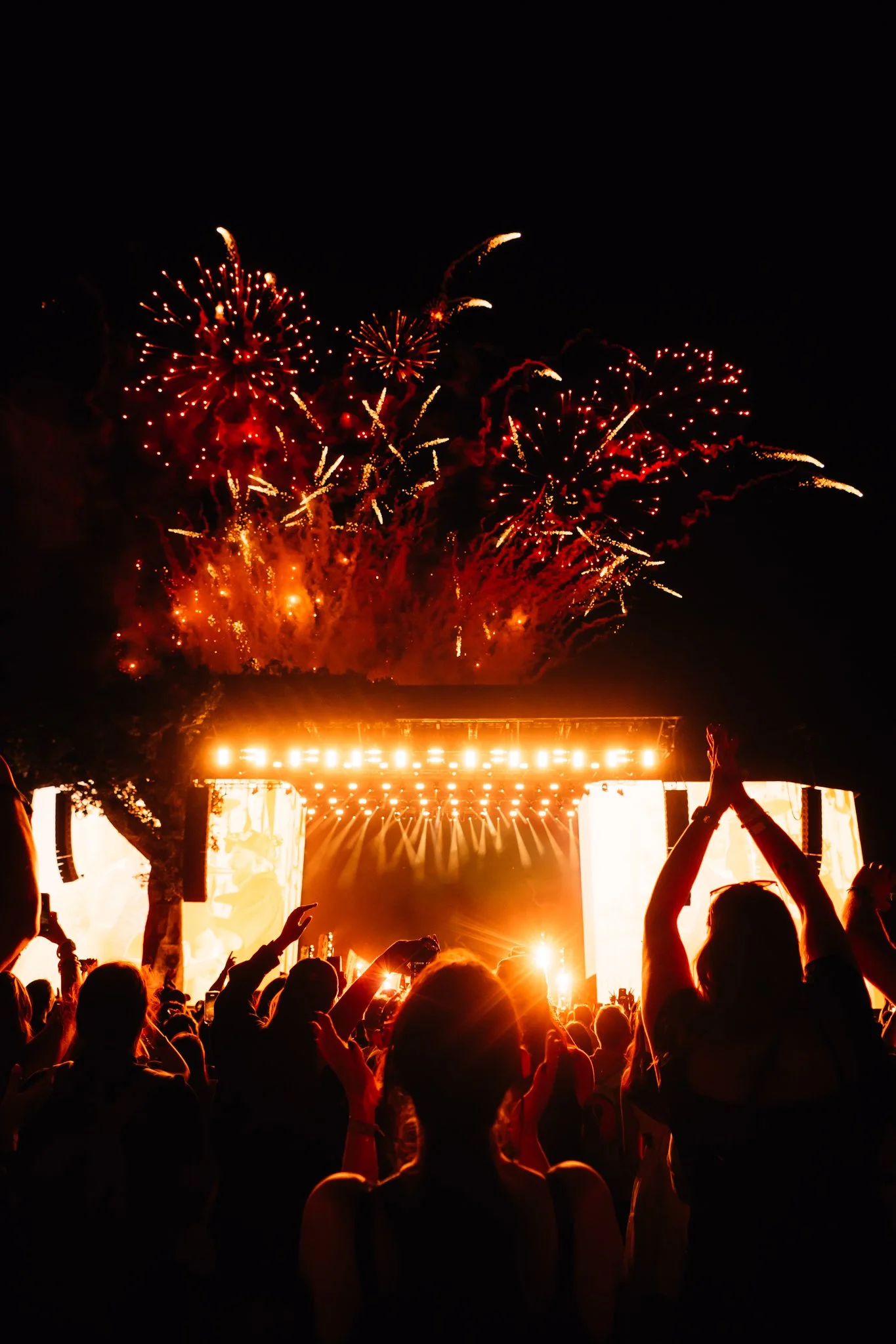 NOAH KAHAN_@BETHANMILLERCO_NOAH KAHAN-50.jpg