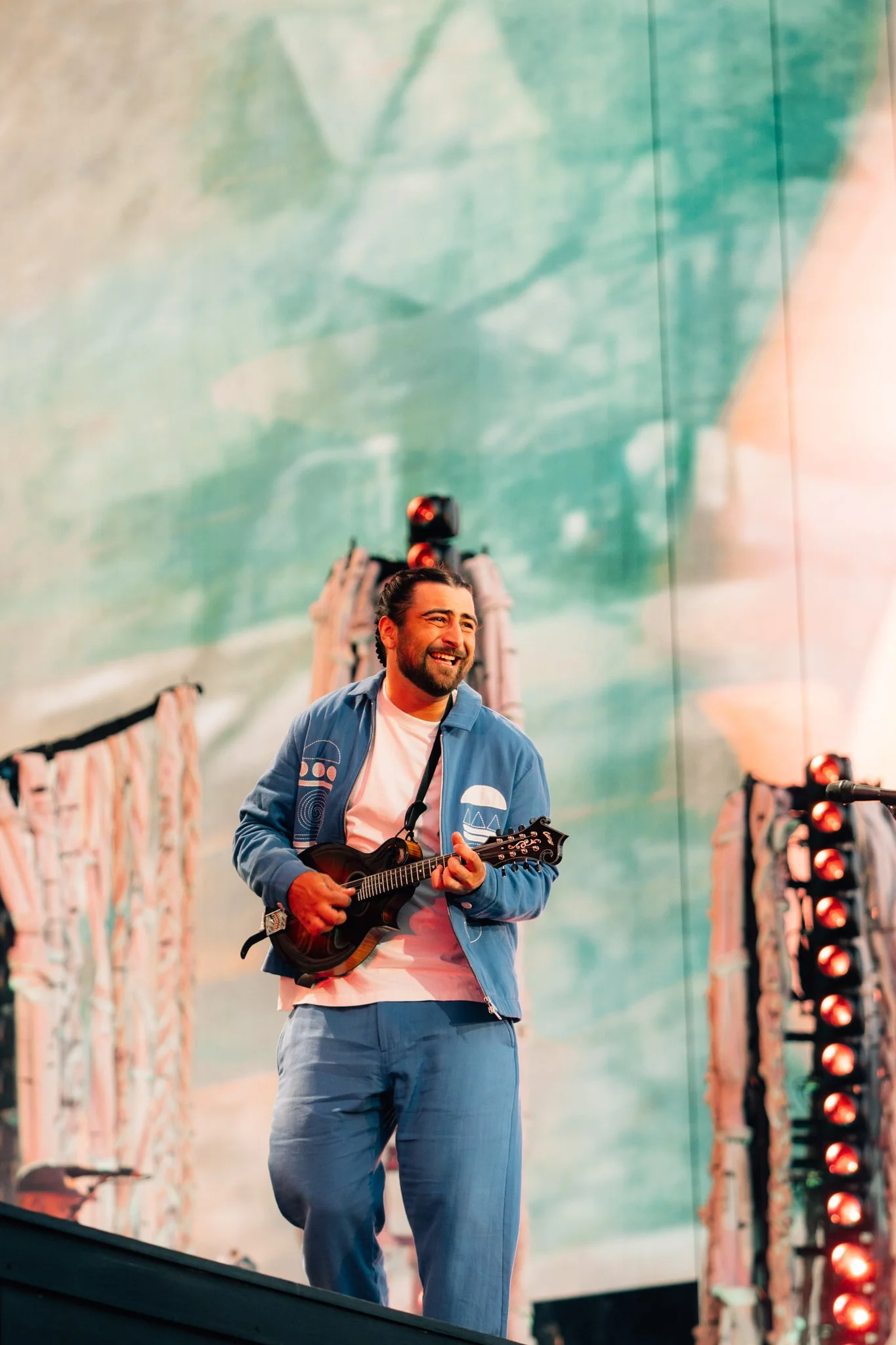 NOAH KAHAN_@BETHANMILLERCO_NOAH KAHAN-27.jpg