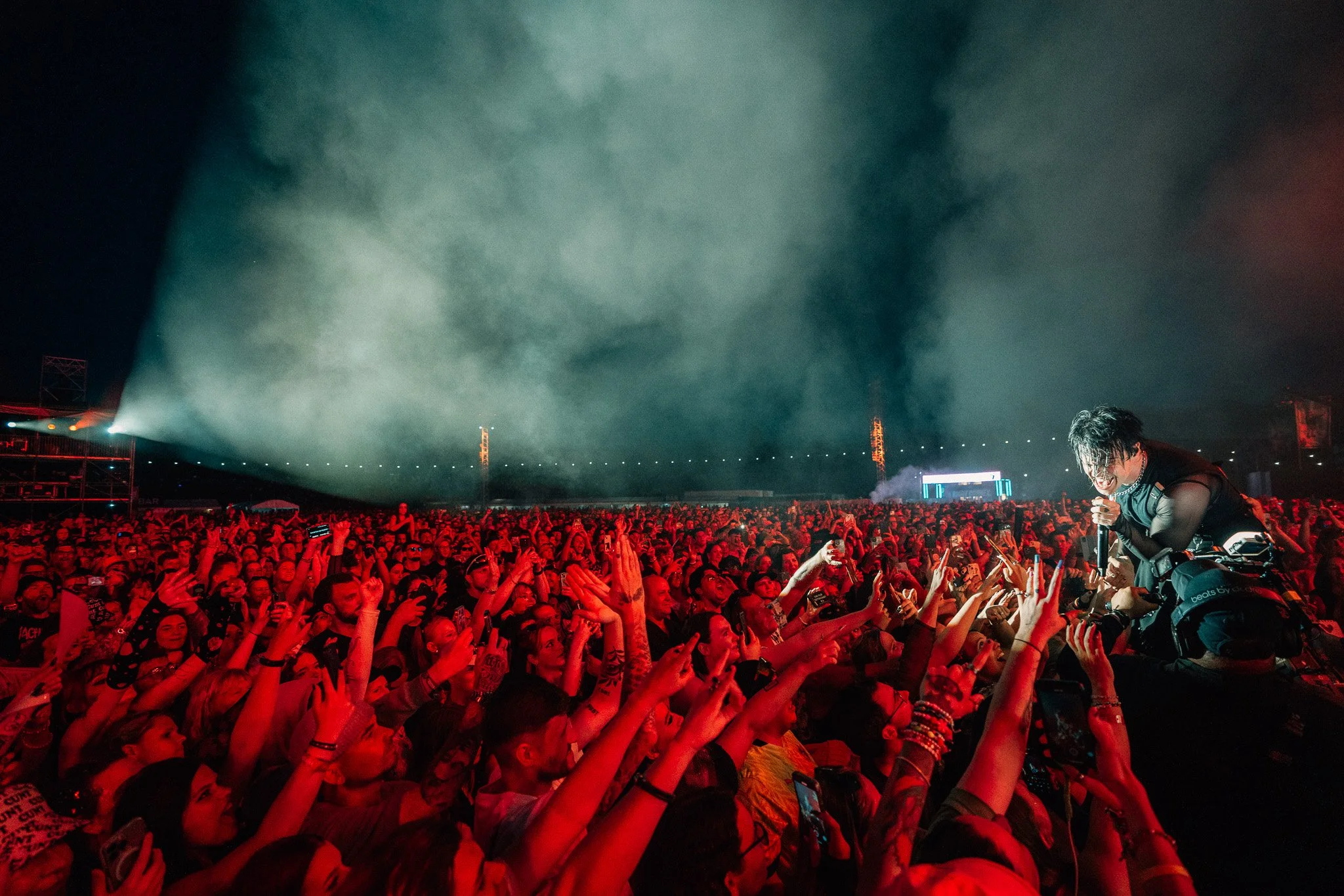 YUNGBLUD_MAIN STAGE_@BETHANMILLERCO-30.jpg