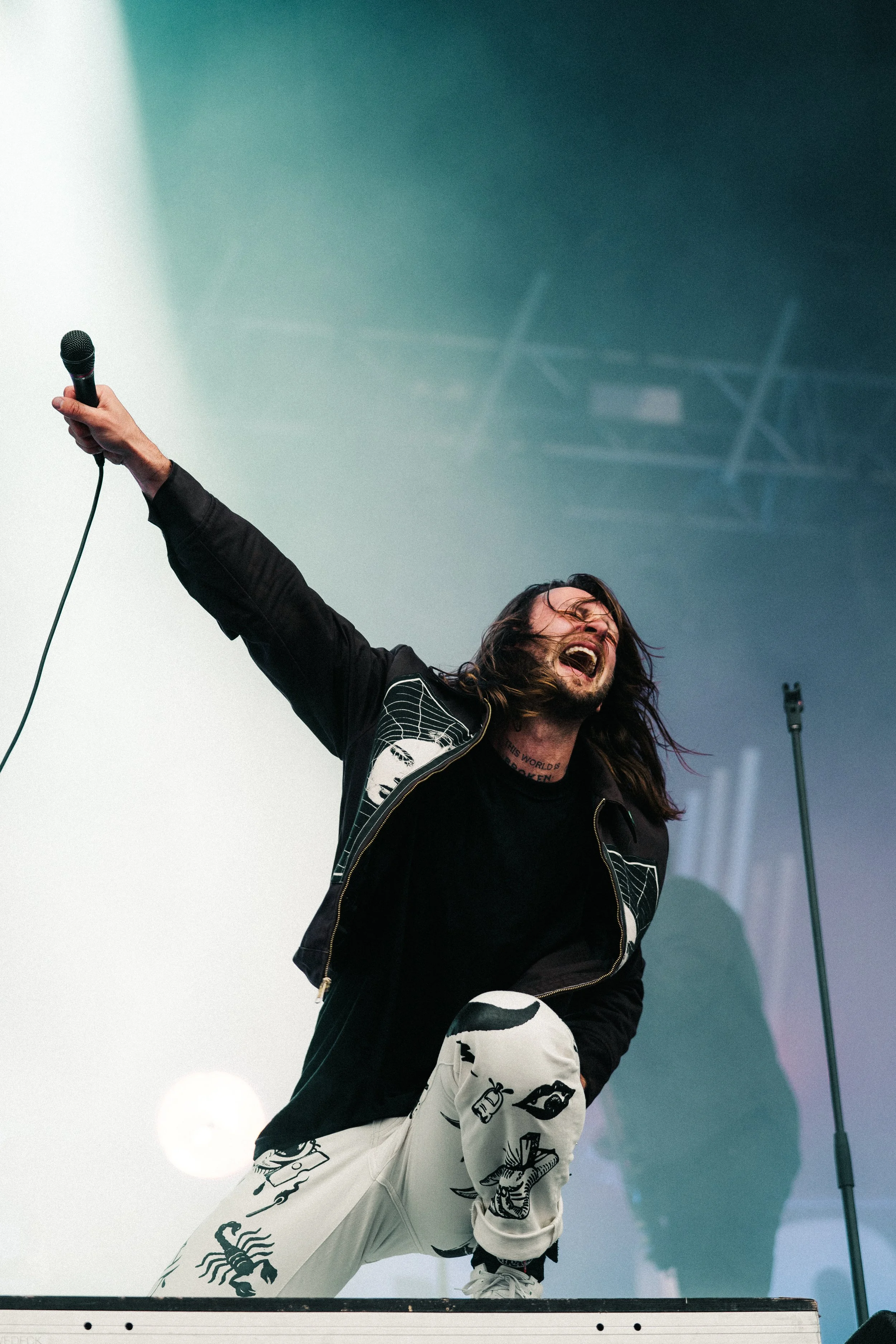 DOWNLOAD_WHILE SHE SLEEPS_@BETHANMILLERCO-7.jpg