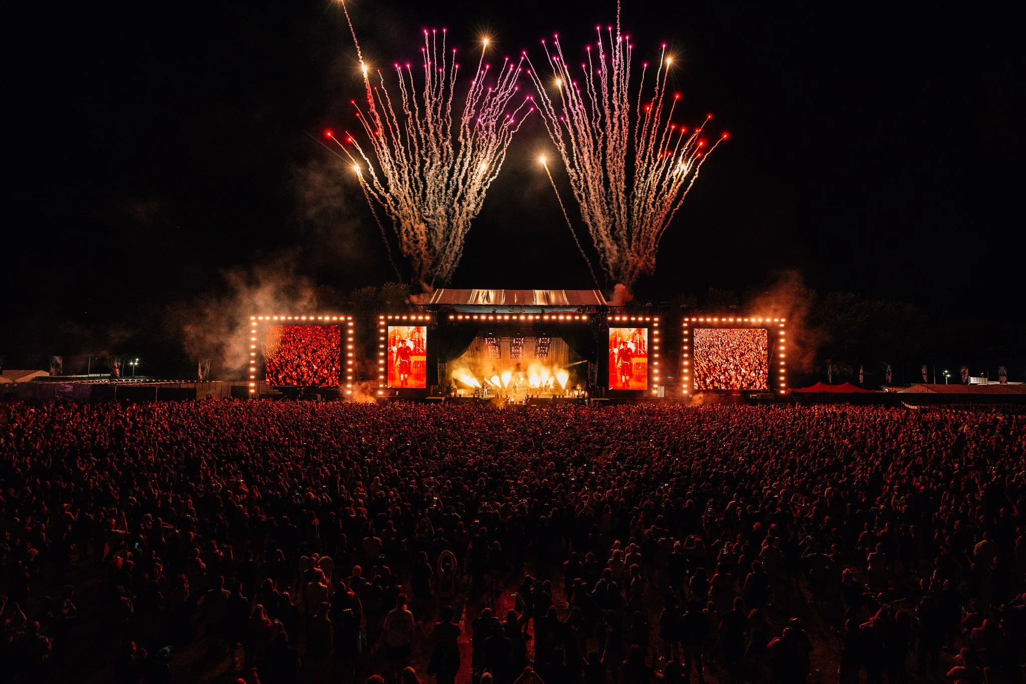 YUNGBLUD_MAIN STAGE_@BETHANMILLERCO-87.jpg