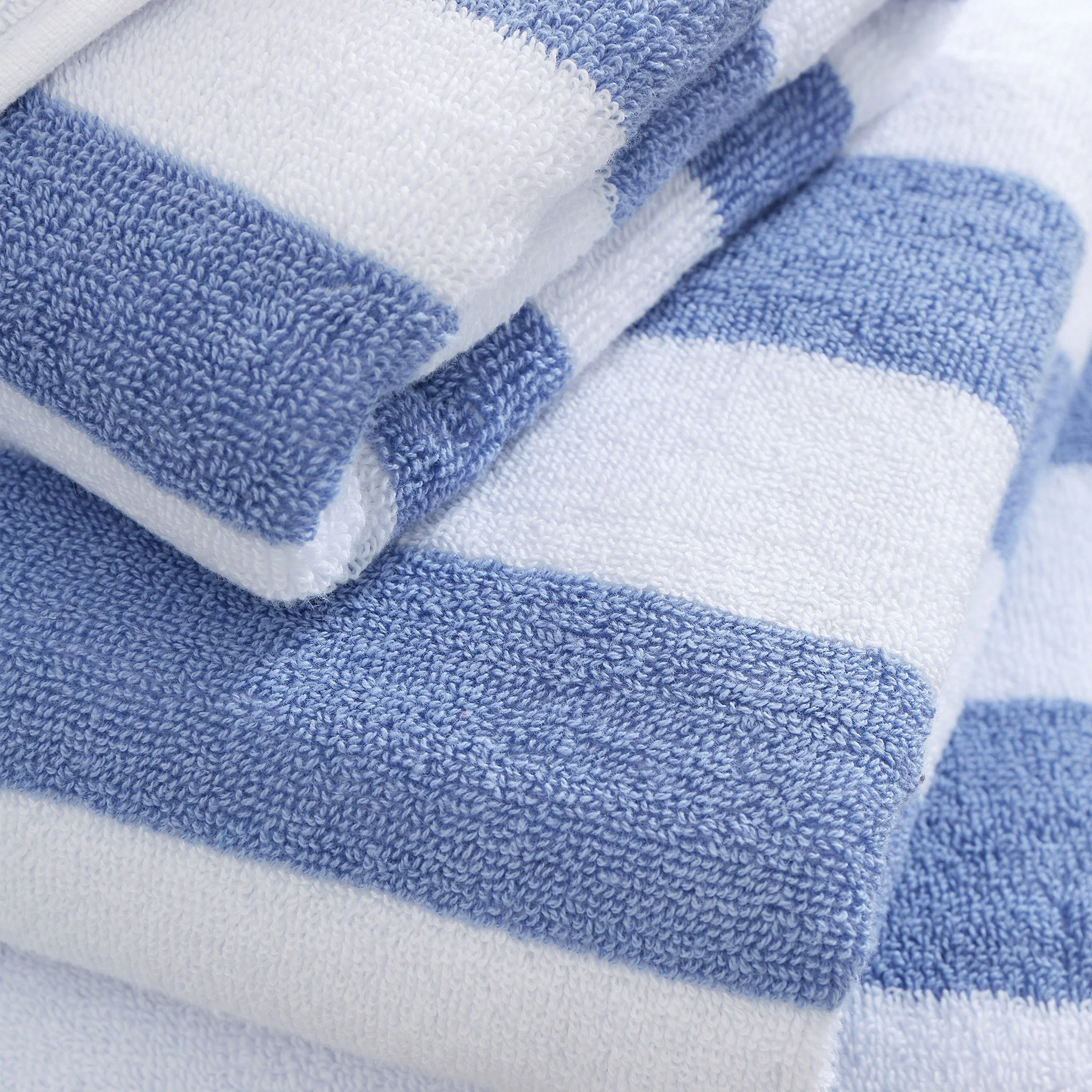 A timeless touch of everyday luxury 
Our pure cotton Jacquard Stripe towels bring elegance and softness to your daily routine. Choose between the bold classic stripe or the charming smaller design, both offering a fresh, refined look for your bathroo