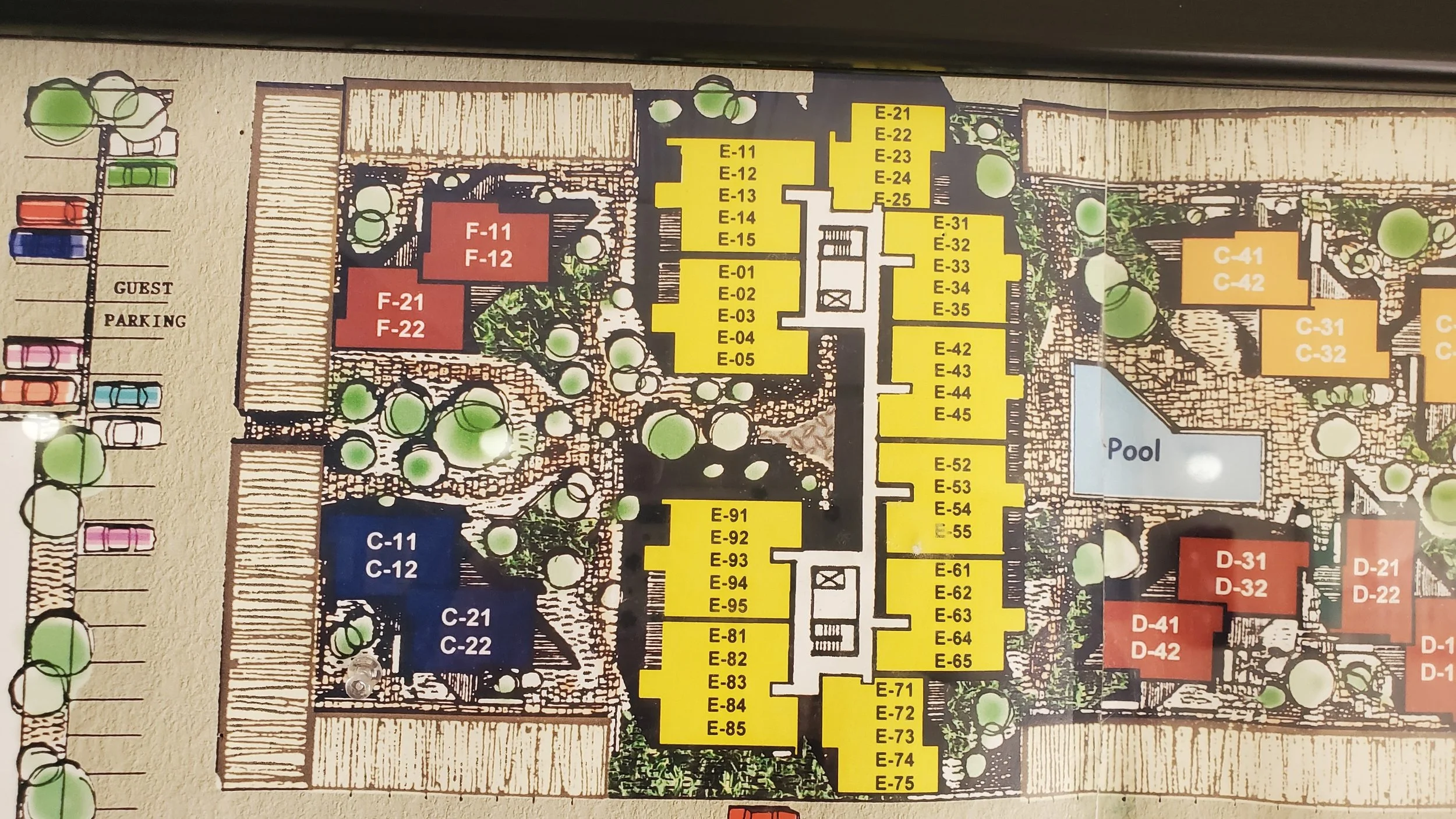 Middle section of Bay Oaks depicting pool location