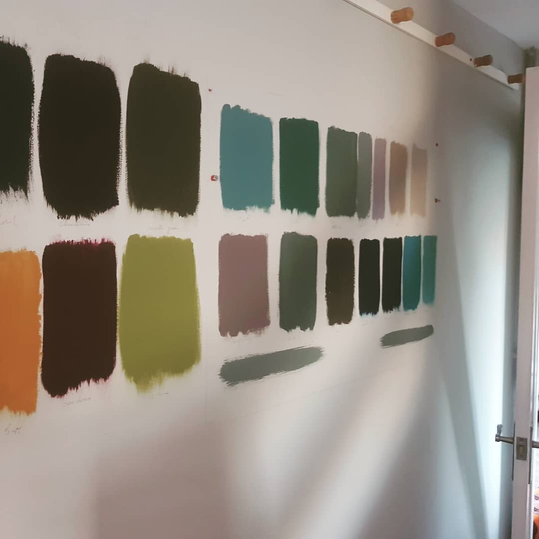 Decisions decisions ! Painting my own hall stairs and landing....
Great see some new Little Greene options to add to my favourites, can  I have them all?!

Likely going for tea with Florence on the walls. 

_____________________________________

#p
