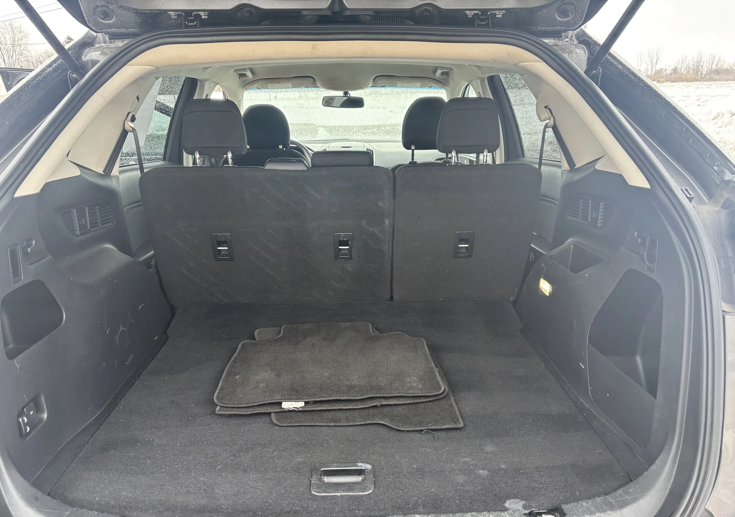 2018 Ford Edge Inside Rear.jpg