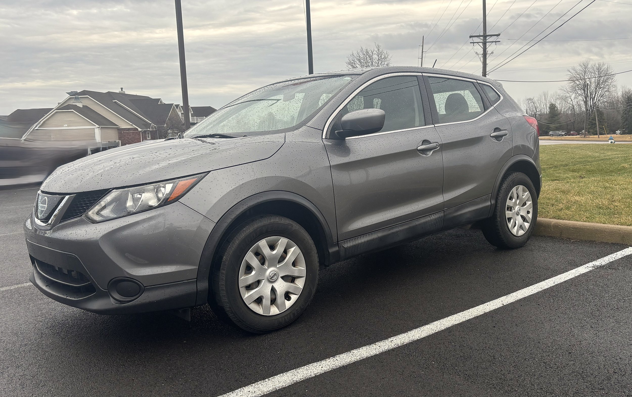 2019 Nissan Rouge DS.jpg