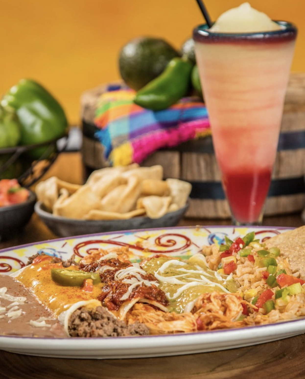 The Perfect Summer Spot in Dallas Fort Worth: Mexican Inn Summer Fun