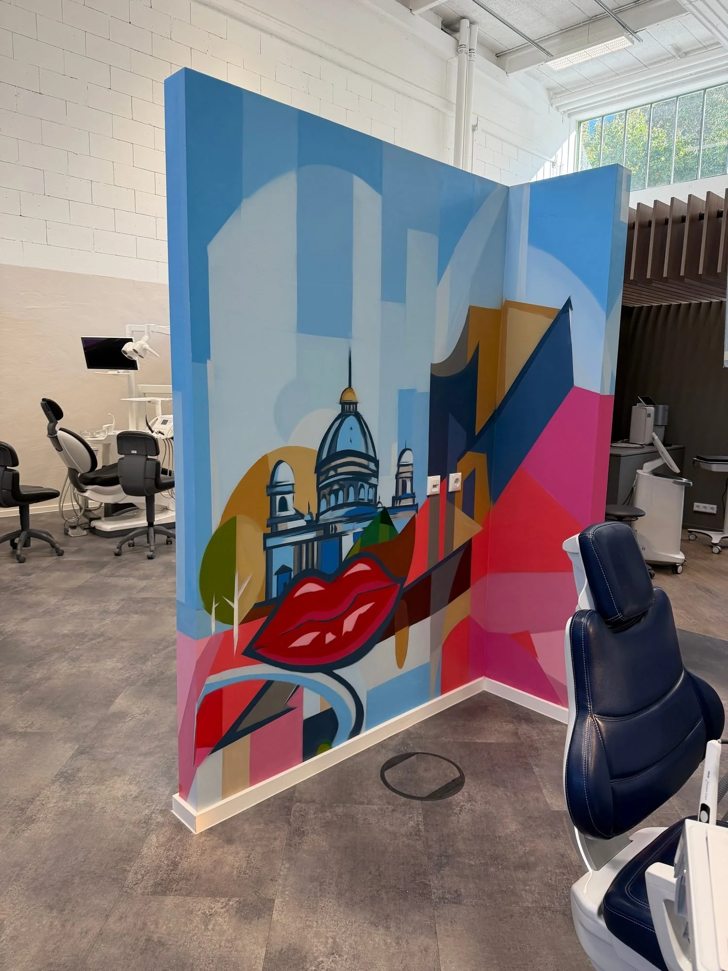 henry-schein-dental-graffiti-34-fertig-dom-kussmund.jpg
