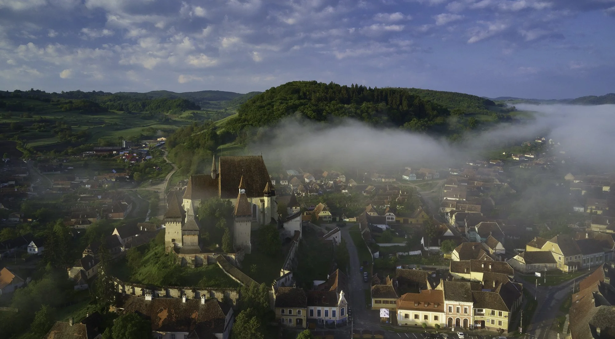 DJA-190515-0030.jpg