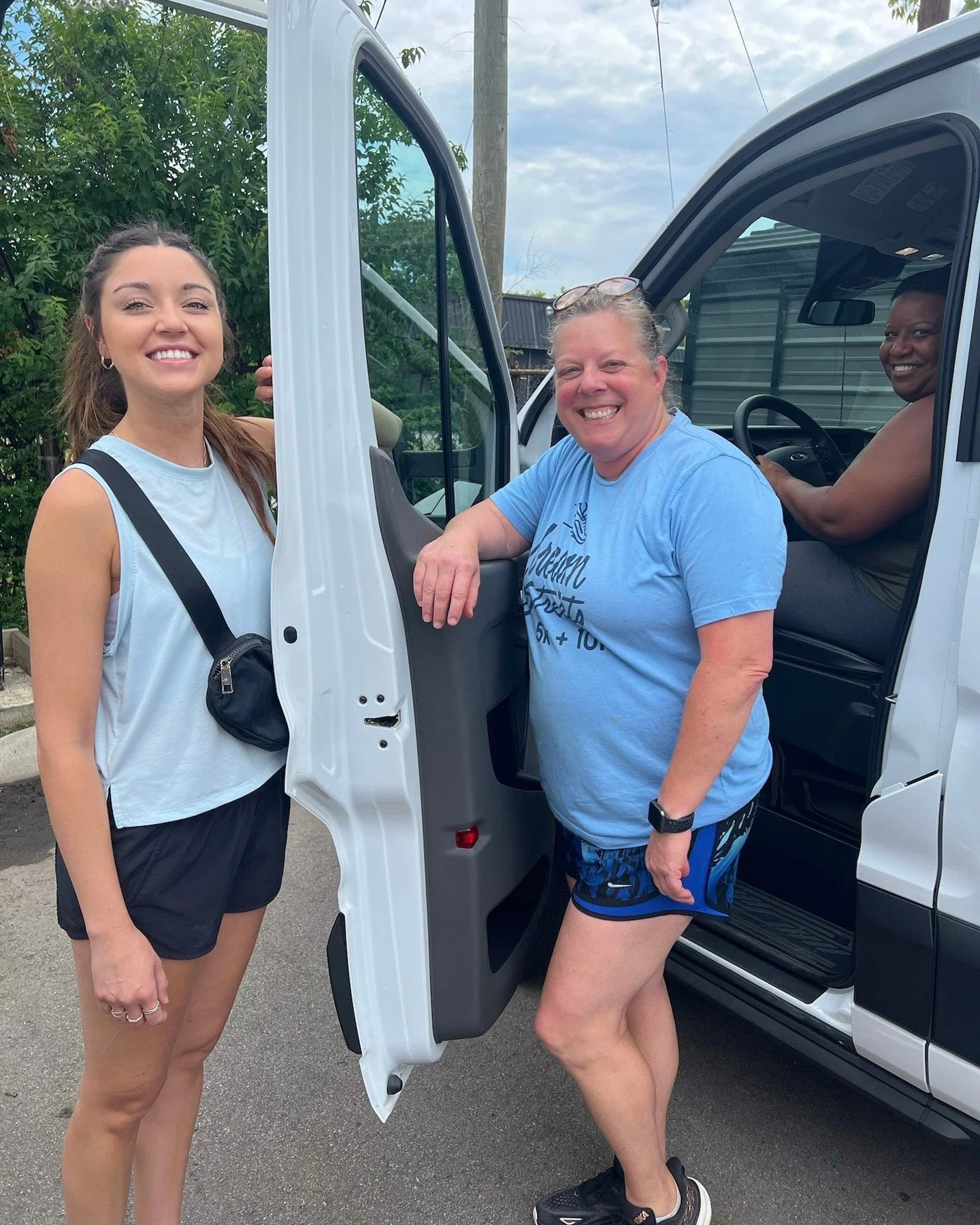 Did you know that Dream Streets hosts 2 foodsites on Sunday that are not listed? One of them is specifically for single moms and, our longtime volunteer Jennifer Strange has faithfully driven the truck to Trader joes and picked up the food for distri