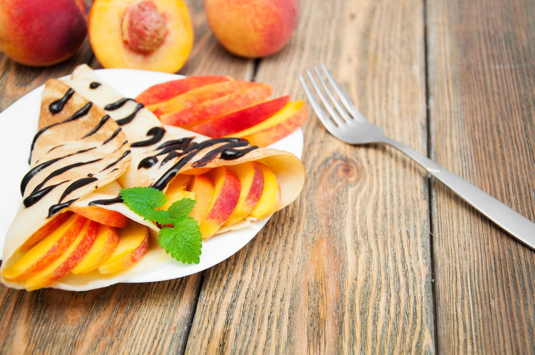 Fresh Peach Crepes