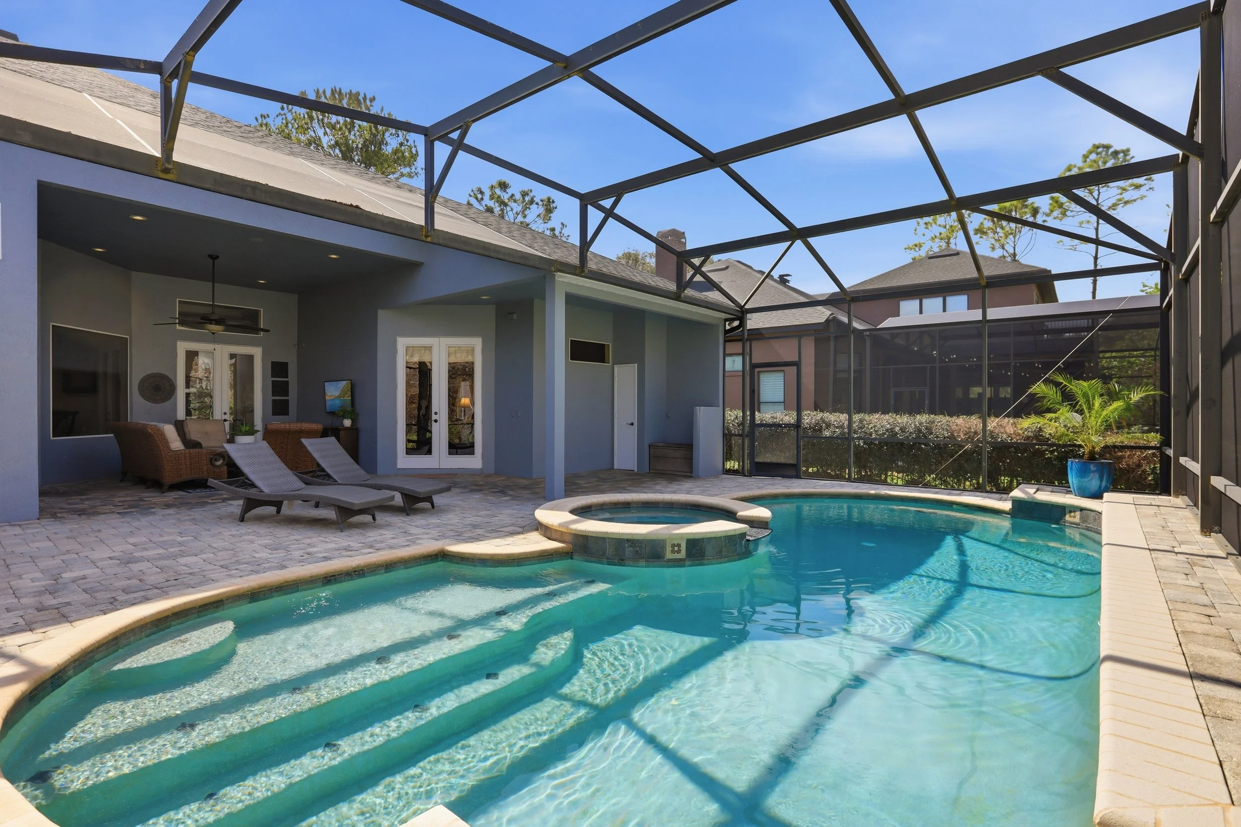 *408 Avondale Ct 054.jpg