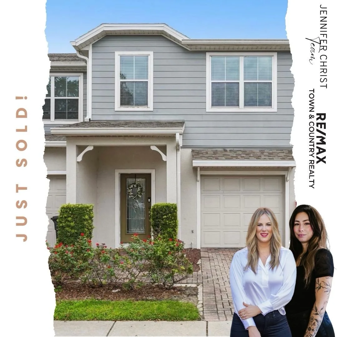 And sold!🎉

These sweet sellers were in a bit of a rush, we listed the home and WORKED! Open houses, online marketing, reverse prospecting, looking at the data. We got it done! 🙌🏻

Our sellers were patient and understanding. So easy to work with💕