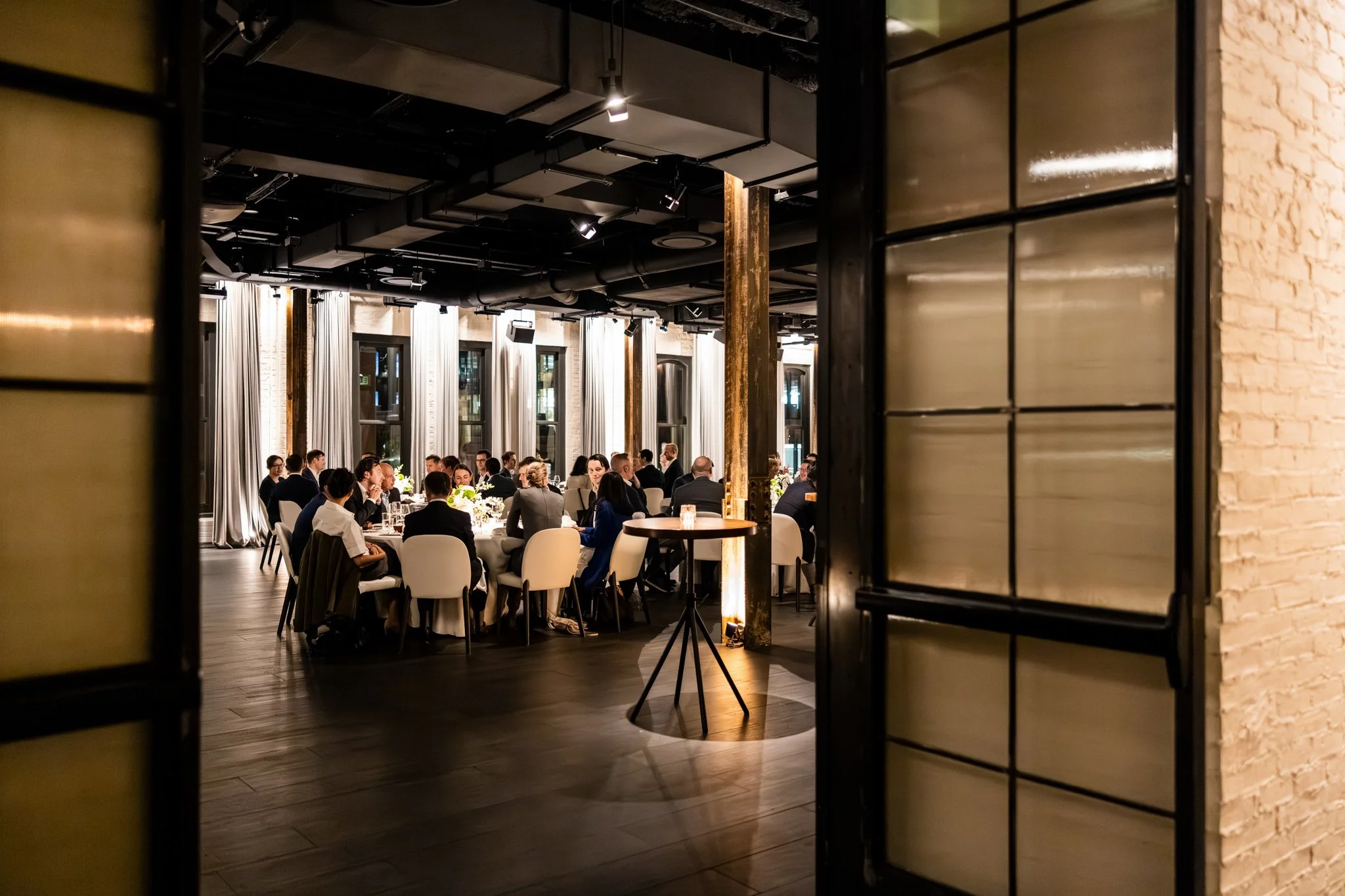 Environmental photo of corporate dinner event in Chicago