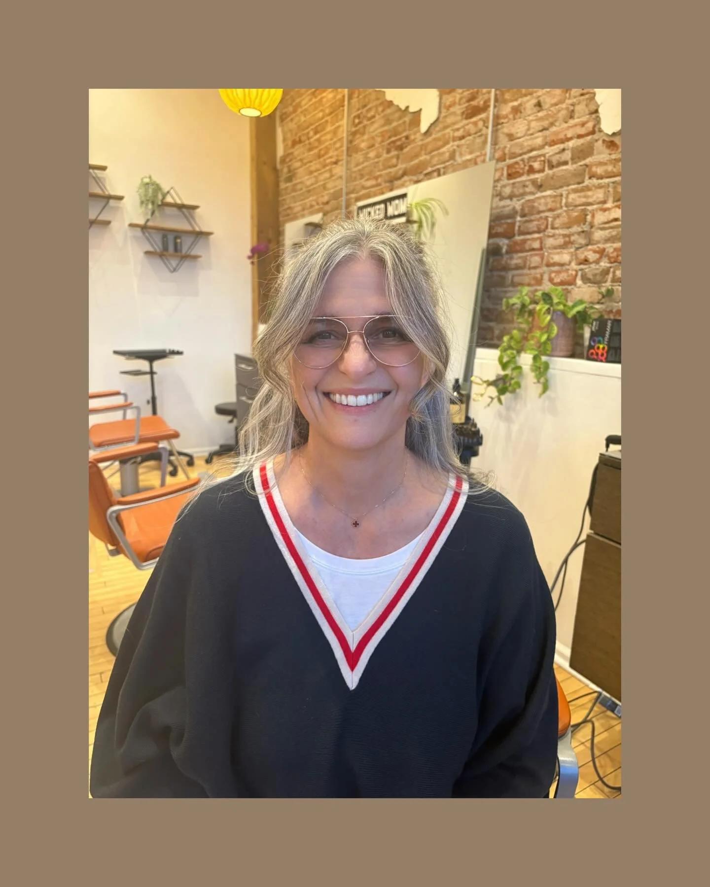 The most beautiful silver streaks. A simple half up can really highlight the prettiest dimension in silver hair. 

#naturalsilverhair #silverfoxylady #beautifulgrayhair #updohairstyles #halfupdohairstyle